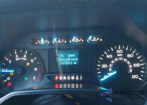 2015 Ford F-150 Xl из США, поврежденный, VIN 1FTEW1CP3FFA42459